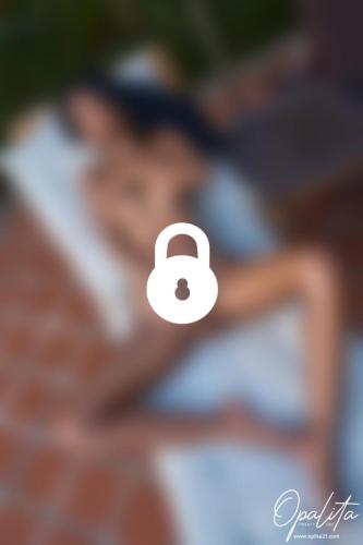 opalita-21-photoset-1-16-locked